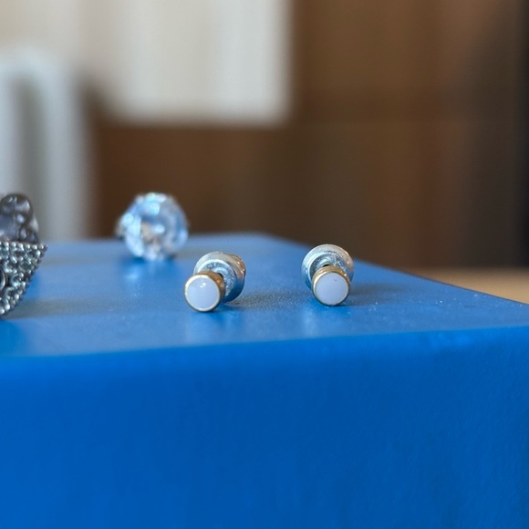 FREE GWP $50+ Jewelry Sets - Picture 11 of 14